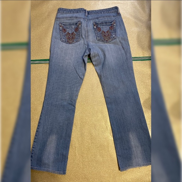 Women’s Y2K l.e.i Ashley Low-rise Denim Flare Jeans - Picture 2 of 9